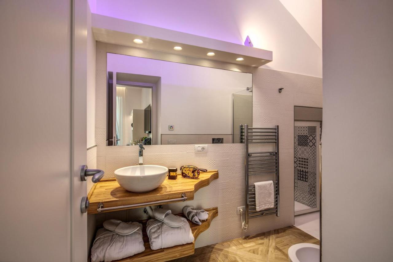 Sorrento Square Suites Exterior foto