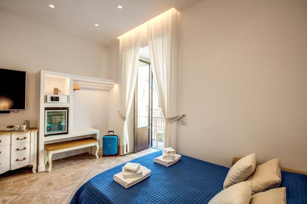 Sorrento Square Suites Exterior foto