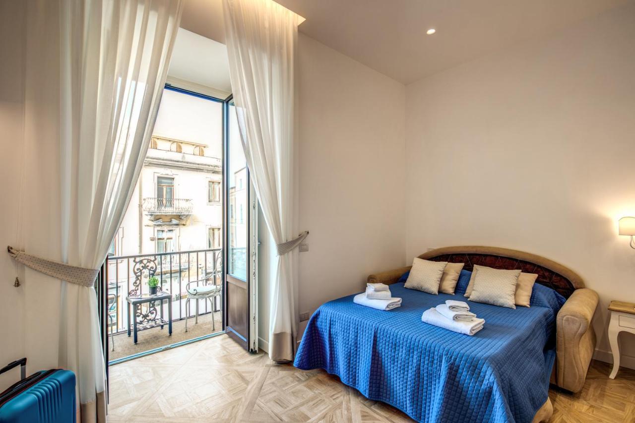 Sorrento Square Suites Exterior foto