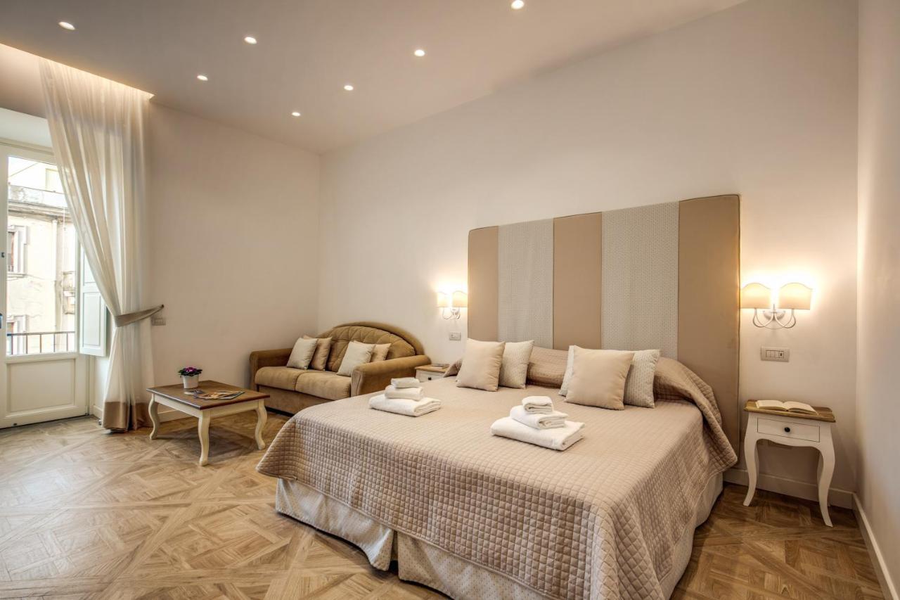 Sorrento Square Suites Exterior foto